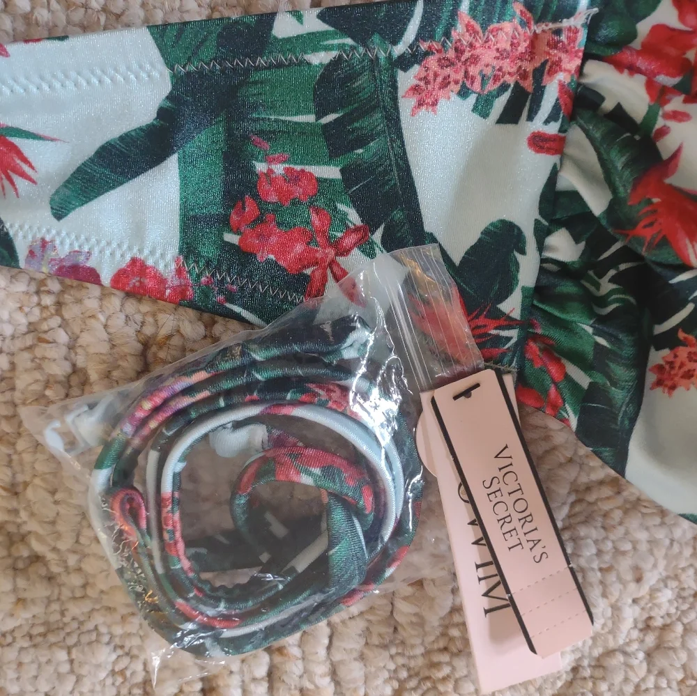 Victoria Secret Swim Top - Picture 11 of 15
